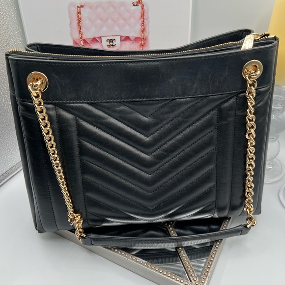 Michael Kors Black Chevron Shoulder Bag with Gold Accents - Picture 7 of 15